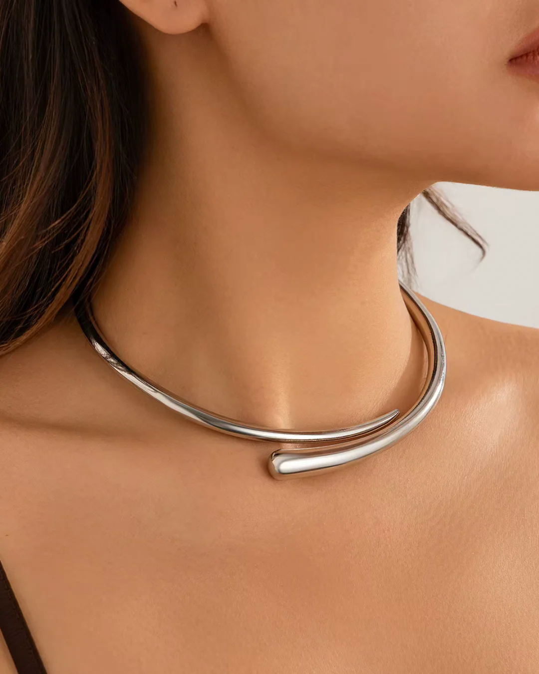 Chiara Metal Choker Chain