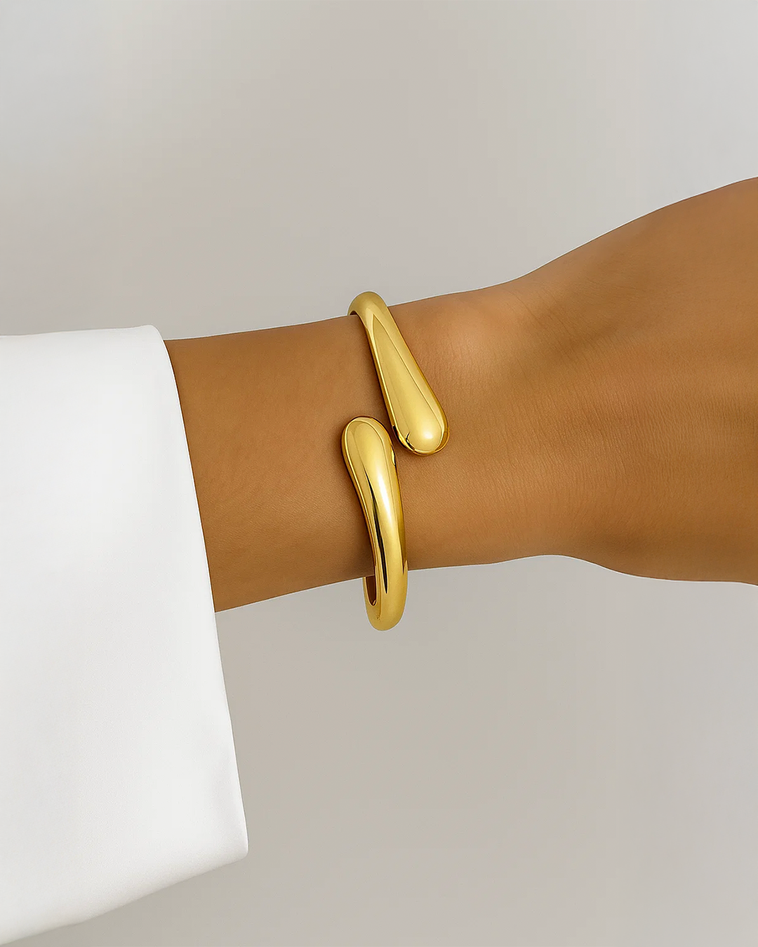 Chiara Metal Bracelet