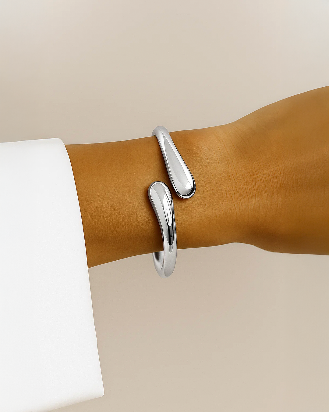 Chiara Metal Bracelet