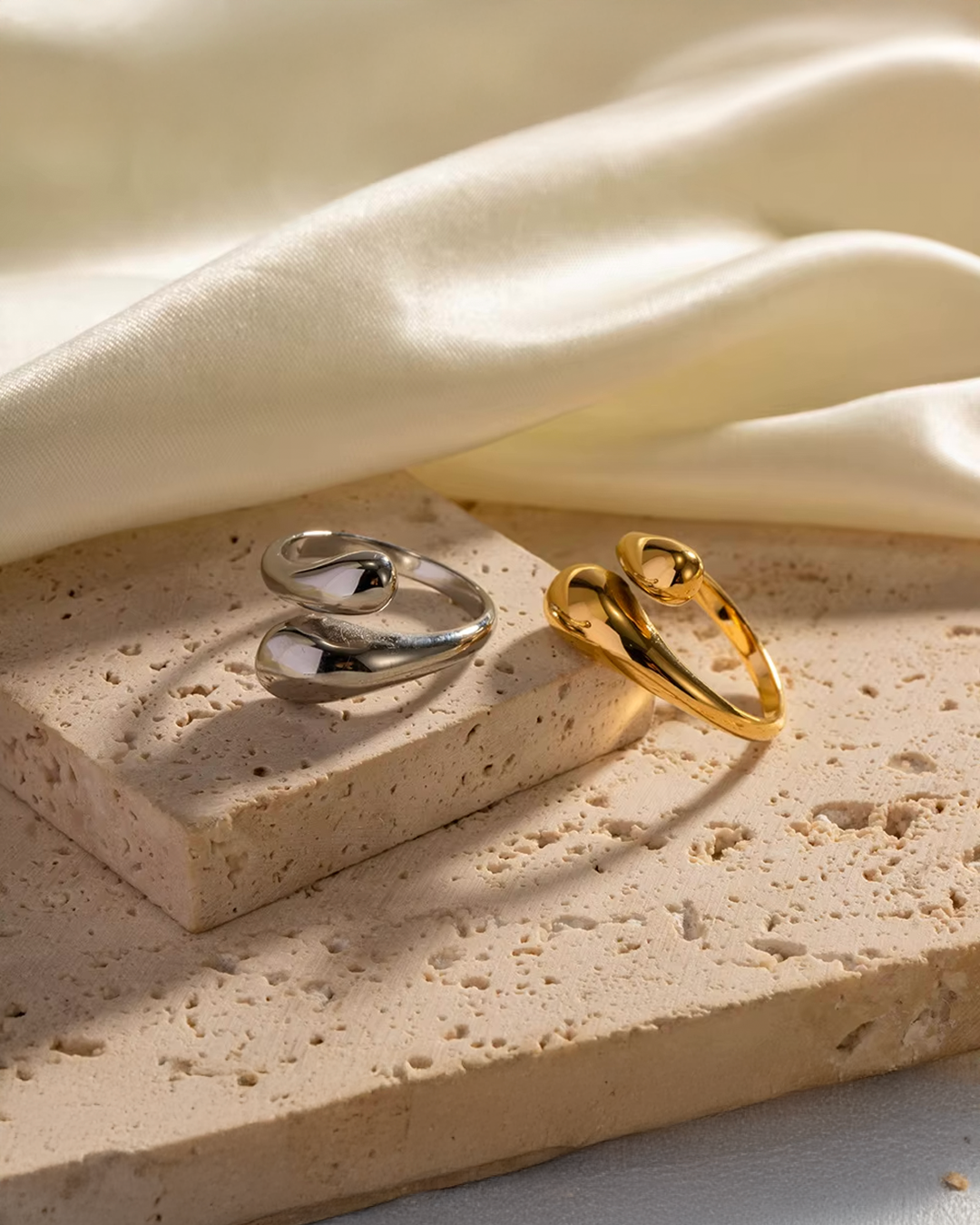 Chiara Metal Ring