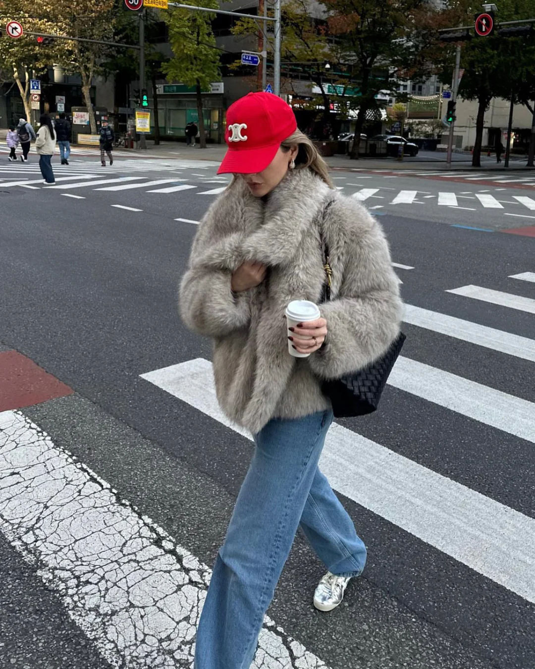 Veste en fausse fourrure du Nord