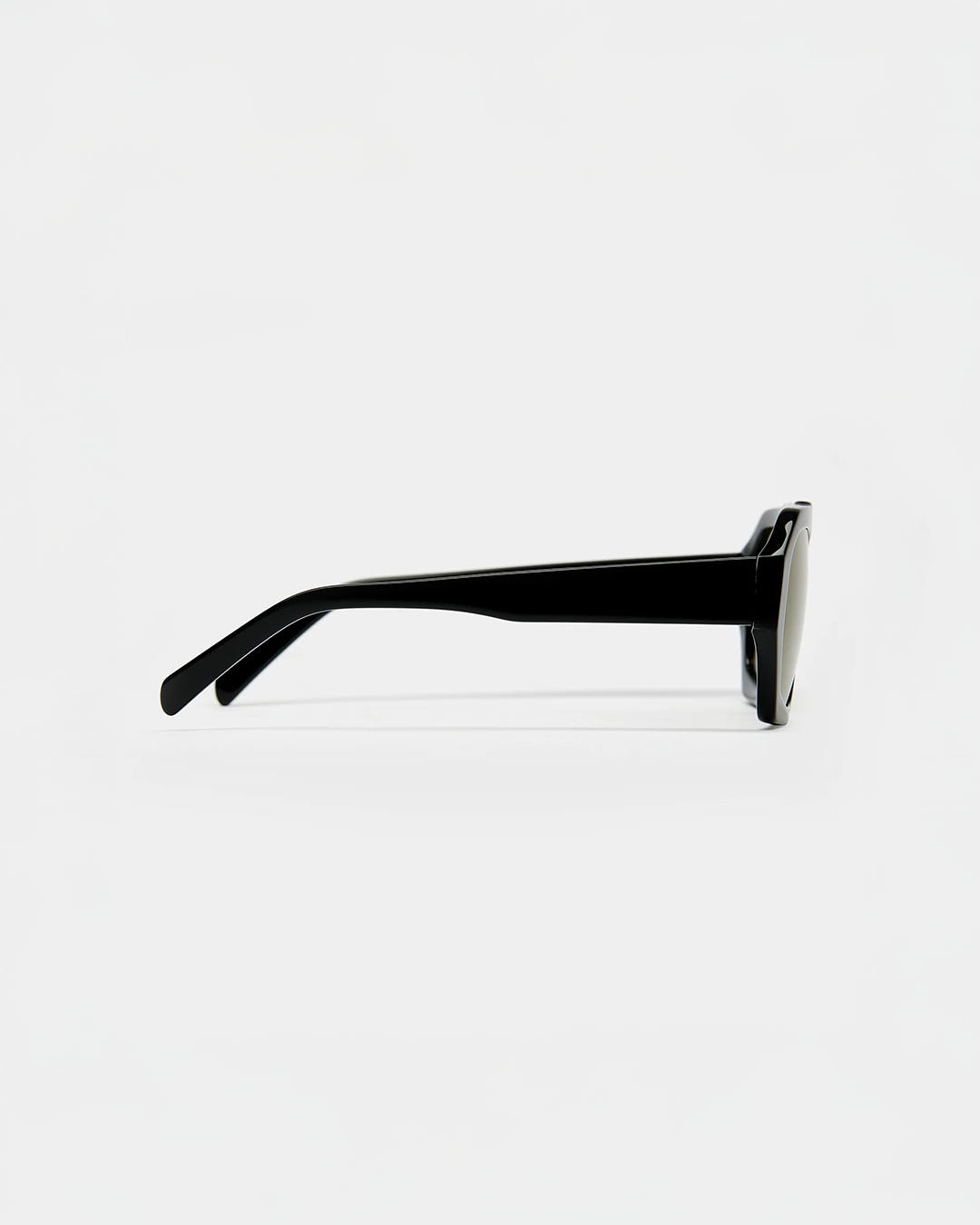 Suki Sunglasses - Black/Khaki